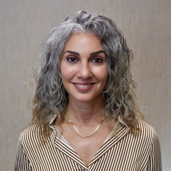 Picture of Lisa Laredo